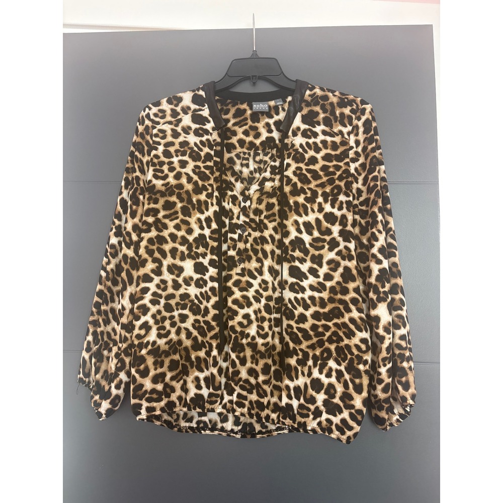 Soho New York & Company Leopard Print Long Sleeve V Neck Blouse Top Size‎ L